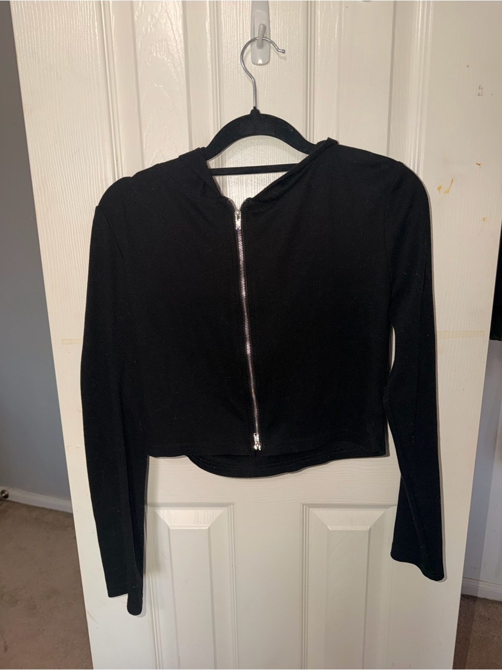 Black Zip-Front Hooded Women's Crop Top